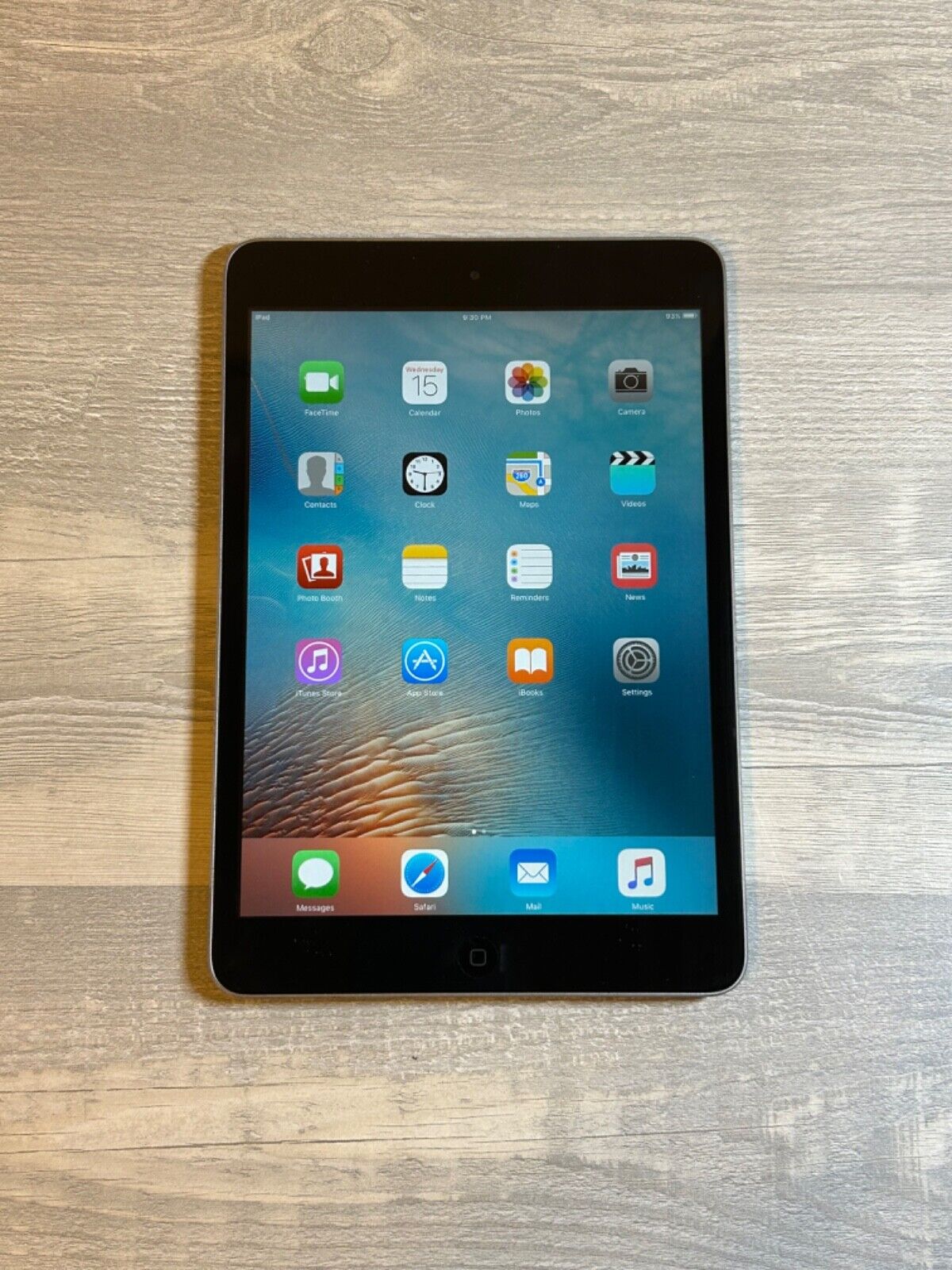 Apple iPad Mini 1st Gen Wi-Fi + Cellular