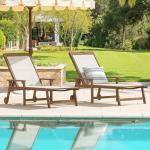 LUE BONA Chaise Lounge Chair Outdoor Set of 2, HDPS and HDPE Wicker Chaise Lounger with 5 Positions, Pool Lounge Chairs with Wheels and Adjustable Backrest for Patio, Poolside, Deck, Backyard