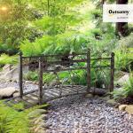 Outsunny 3.3' Metal Zen Garden Bridge