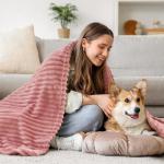 BEDELITE Fleece Throw Blanket for Couch – 3D Ribbed Jacquard Soft and Warm Decorative Fuzzy Blanket – Cozy, Fluffy, Plush Lightweight Pink Throw Blankets for Bed, Sofa, 50x60 inches