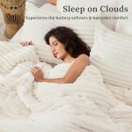 Sasttie Twin Fleece Comforter Set with Pillow Case