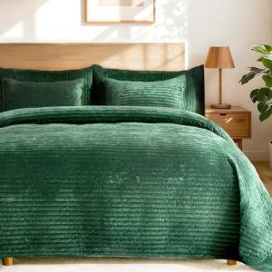 Forest Green Velvet Quilt Set with Pillow Shams
