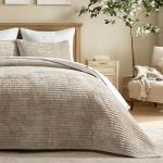 Evergrace King Velvet Quilt Set with Shams