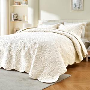 Oversized Quilted Cream Bedspread for King Size