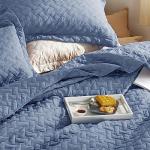 Bedsure Queen Size Lightweight Basket Weave Quilt