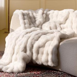 Cozy White Faux Fur Throw Blanket for All Use