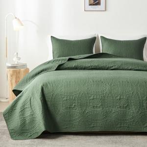 Olive Green Queen Quilt Set with Pillow Shams
