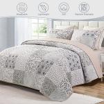 Reversible Boho Queen Quilt Set with Shams