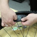 Slime 20272 Bike Skabs Pre-Glued Patch Kit, for Bike Tube Puncture Repair, Peel and Stick, Contains 6 Patches and a Metal scuffer