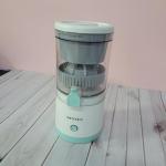 High-Power Electric Juice Extractor with Stainless Steel Filter