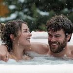 ALEKO Mia 4-Person Inflatable Jetted Hot Tub | 120 Soothing Bubble Jets | Energy Efficient Cover | LED Lights with 7 Lights | 360-Degree Bubble Massage | 158 Gallon Water Capacity