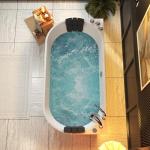Empava 59" Oval Hydromassage Freestanding Tub