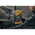 DEWALT 20V MAX Cordless Impact Wrench with Hog Ring Anvil, Brushless High Torque 1/2 Impact Gun, 4-Mode Speed, Includes Battery, Charger and Kit Bag (DCF900P1)