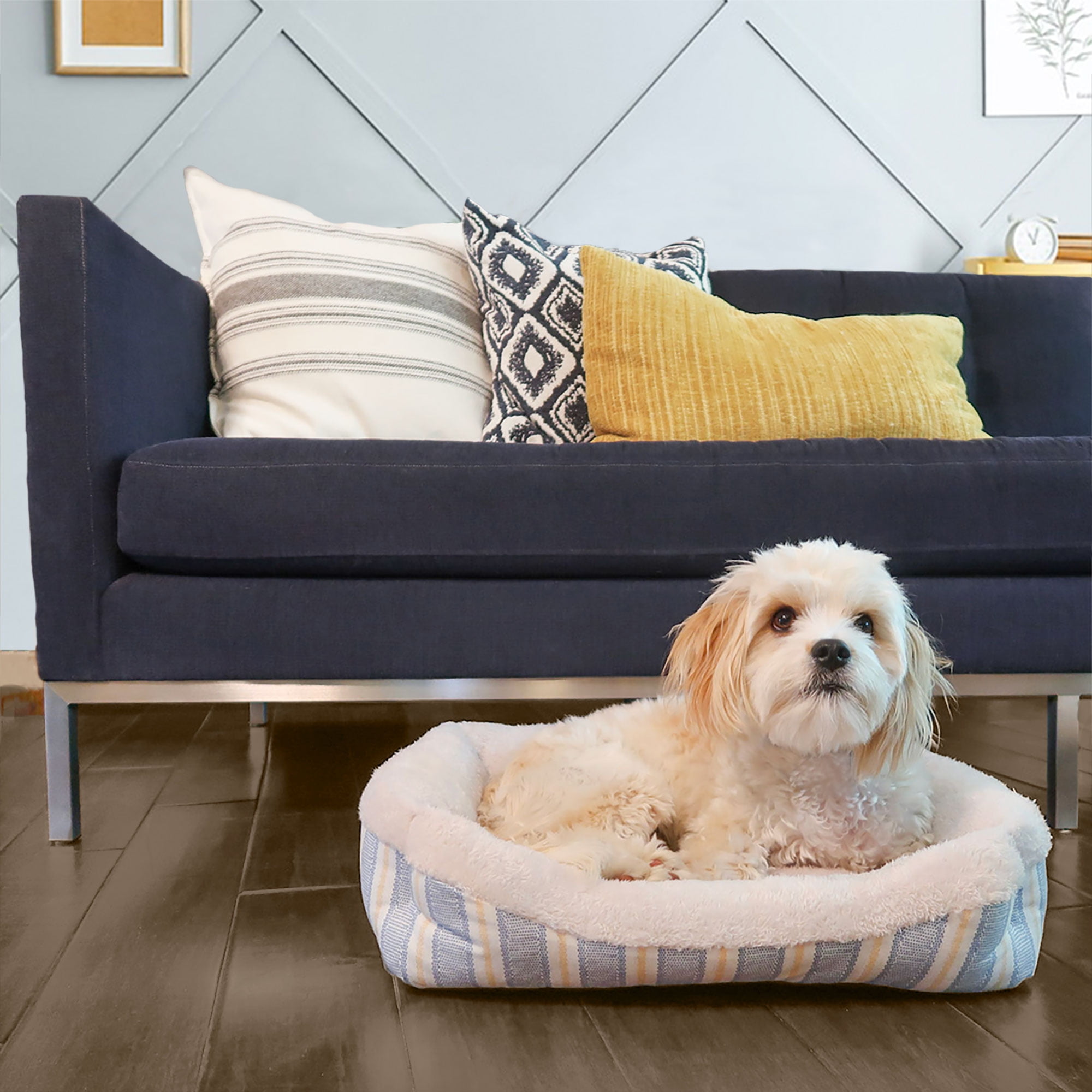 Vibrant Life Cozy Cat Bed in Cream & Blue