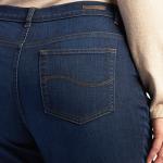 Lee Women's Plus Size Relaxed Fit Straight Leg Jean, Verona, 18 Plus