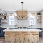 VANZARLA Modern 2-Light Linear Chandelier