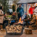 34-Inch Wood Rack for Indoor or Outdoor Use