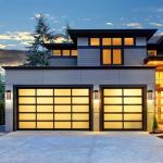 Yisuro Dusk to Dawn Porch Lights, Modern Black Wall Sconce with Crystal Bubble LED, Outdoor Lighting Fixture, 1 Pack