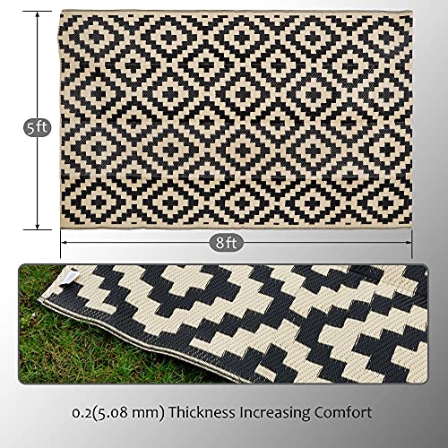 Reversible Outdoor Mats, Black & Beige, 5' x 8