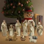 Kambanan 11-Piece Hand-Painted Nativity Set