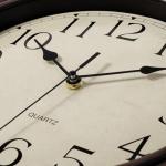 Foxtop Retro Silent Non-Ticking Round Wall Clock