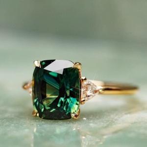 Gold Diamond Ring with Natural Emerald Gemstone