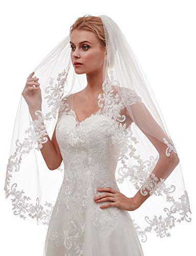 EllieHouse Short Lace Bridal Veil with Comb