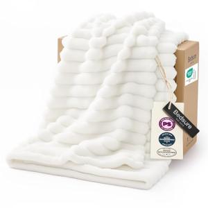 Cozy White Fleece Throw Blanket for Couch