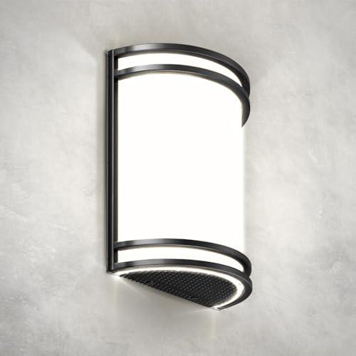 Wall Lights / Sconces