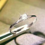 Minimalist Women's Wedding Rings with Cubic Zirconia