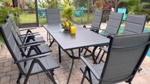 Purple Leaf Outdoor Dining Set for 8 – Grey