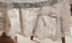 Oval Lace Tablecloth with English Rose Design