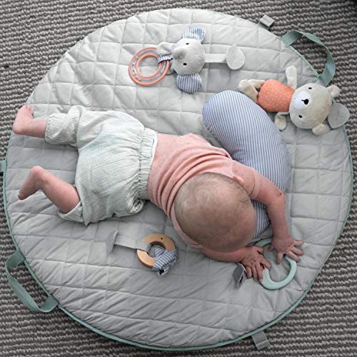 Ingenuity Cozy Spot Play Mat with Wooden Arch