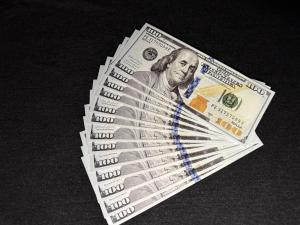 35 REALISTIC High Quality 100 Dollar Bills REPLICA (35 Bills In One Order)