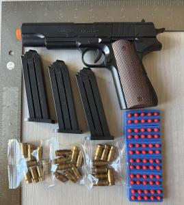 Realistic Toy Gun Colt 1911 Shell Ejecting EVA Foam Blaster Pistol 3 Clips Lot