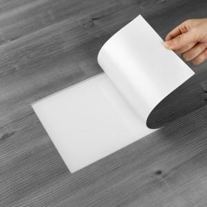 NUFLR Floor Tiles Self Adhesive Vinyl Flooring Grey Wood Effect Peel and Stick Floor Tile Vinyl Flooring Roll for Kitchen Living Room and Bathroom Planks 15X90cm 10pcs (1.35m²)