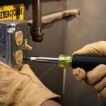 Klein Tools 32500 11-in-1 Screwdriver/Nut Driver Set, 8 Bits (Phillips, Slotted, Torx, Square), 3 Nut Driver Sizes, Cushion Grip Handle