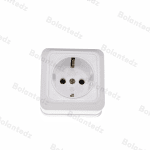 White Wall Surface 1 2 3 4 Sockets Plugs EU Exterior Electrical Outlets With Ground Power Socket Flame Retardant Paint Plastic