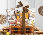Gourmet Gift Basket: Perfect for Families & Students