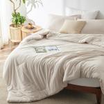 Bedsure 3-Piece Bedding Set in Beige