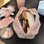 Durable Fuzzy Makeup Bag Large Capacity Leopard Print Toiletry Organizer Portable Cosmetic Bag Girls Travel Storage Pouch