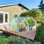 Ohuhu Portable Mini Polycarbonate Greenhouse with Zipper Doors