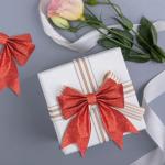 KINGLAKE Red Glitter Christmas Ribbon, 6cm Metallic Wired - 10m Decorative Gift Wrapping Ribbon for Wreath, Crafts, Christmas Tree & Wedding Decorations