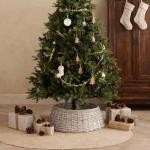 Large Wicker Christmas Tree Skirt: Festive Xmas Decoration