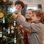 SAVITA 150pcs Christmas Snowman Wooden Beads Set, 