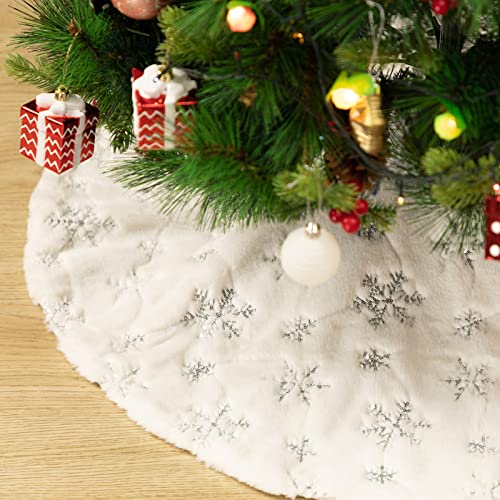 Rustic White Fur Christmas Tree Skirt - 36 Inches