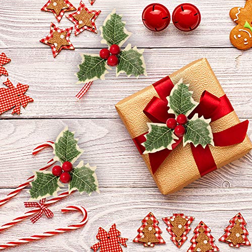 30pcs Christmas Simulation Holly Berries with Green Leaves,Artificial Holly Berry Green Leaves for Wedding Christmas Wreath Arrangement,Cake Toppers Craft Party Decorations,Artificial Red Fruit
