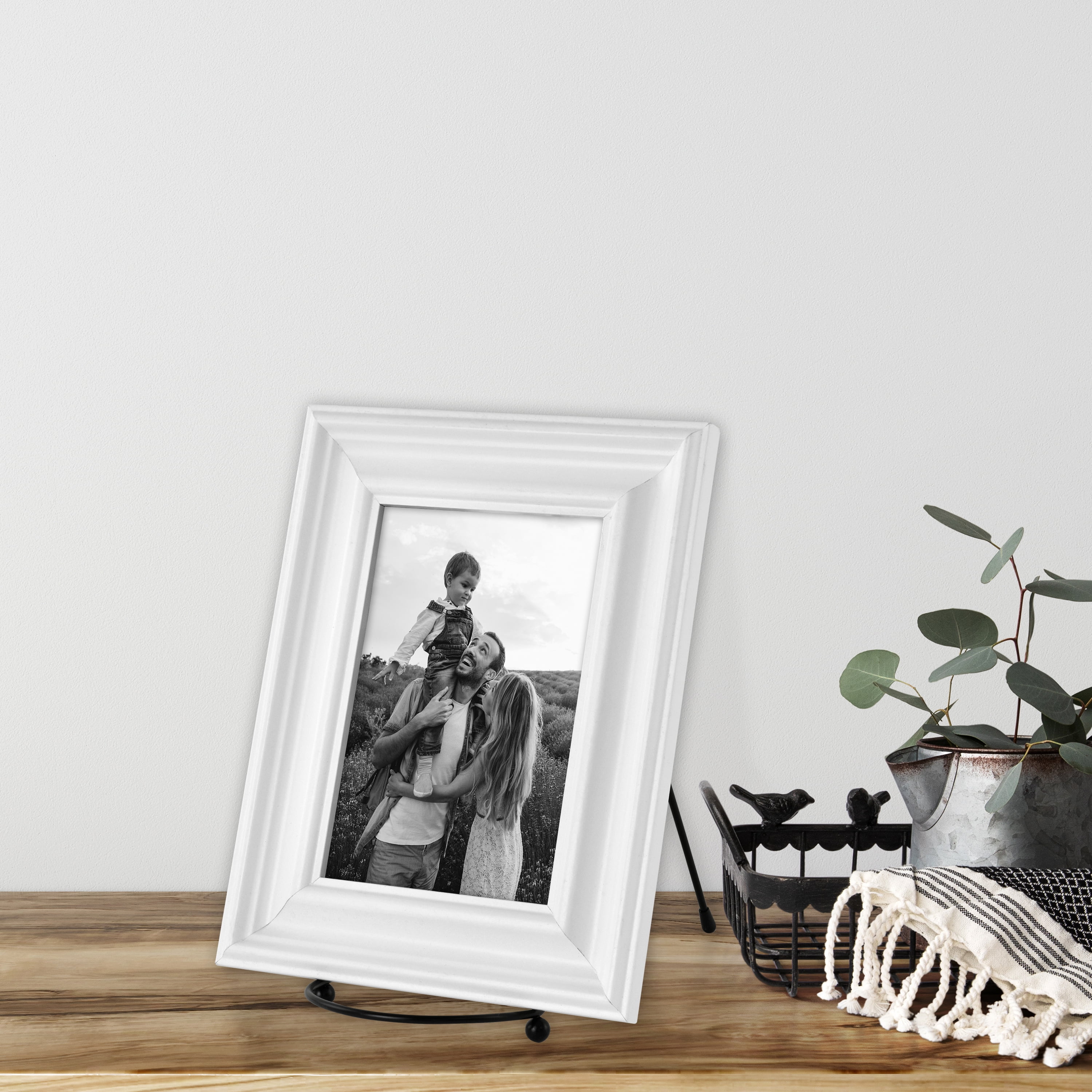 Classic Black Metal Picture Frame Easel - 6