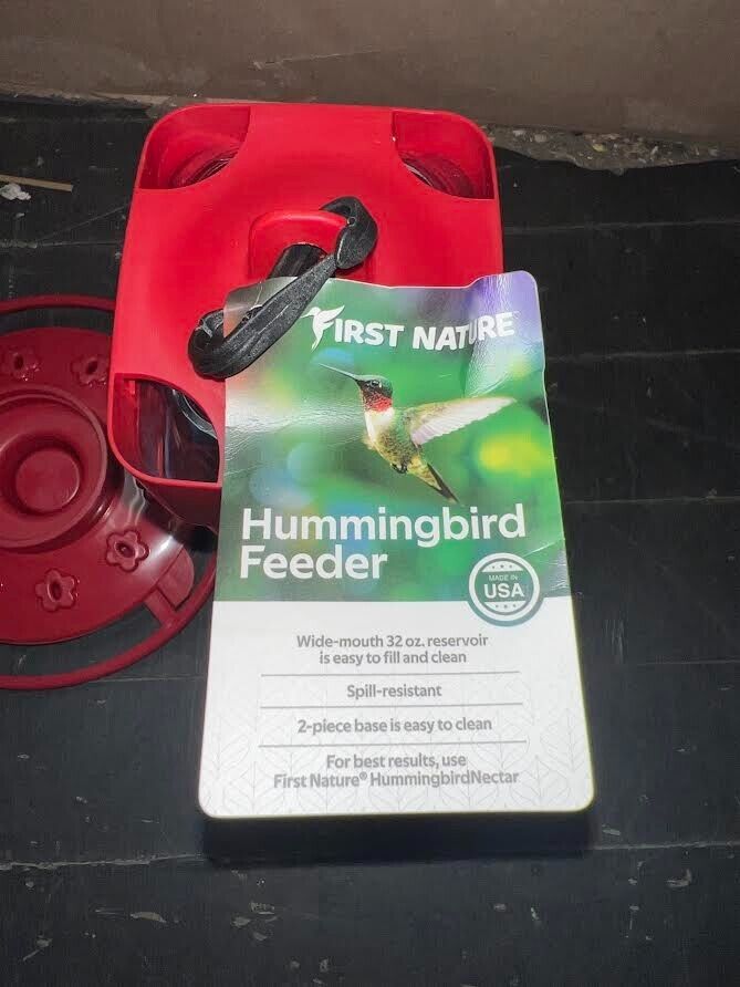 First Nature 32 oz Hummingbird Feeder, Easy Clean