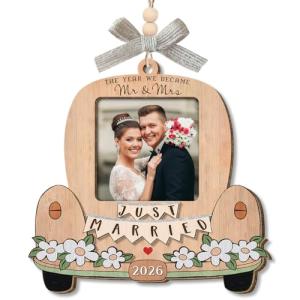 Personalized Wedding Gifts for Couples & Valentine’s Day